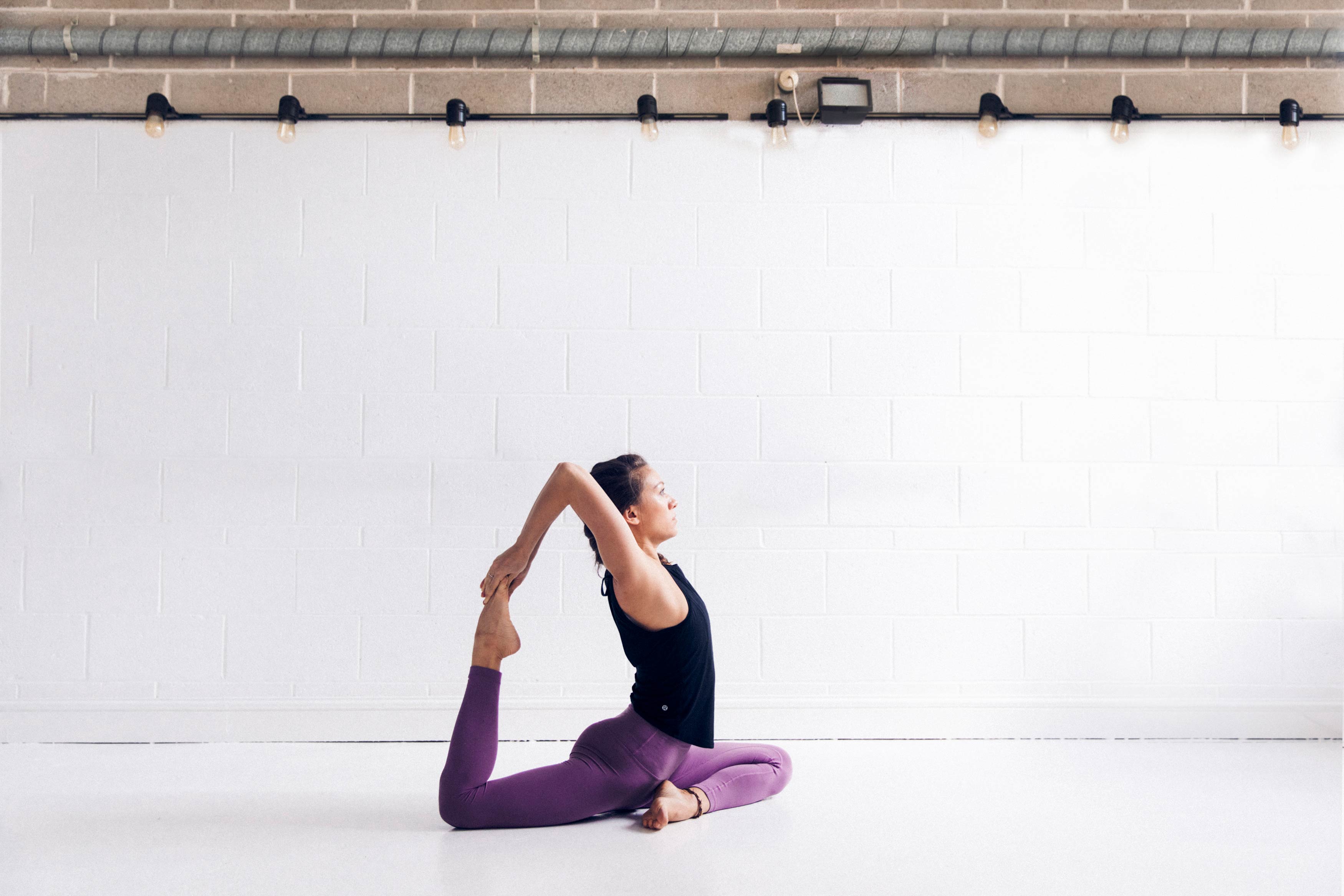 11 Kapotasana Benefits (King Pigeon Pose)- Hith Yoga